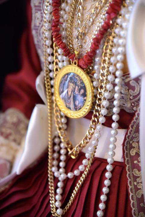 La priora (Dettagli)