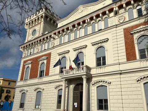 Comune vista frontale