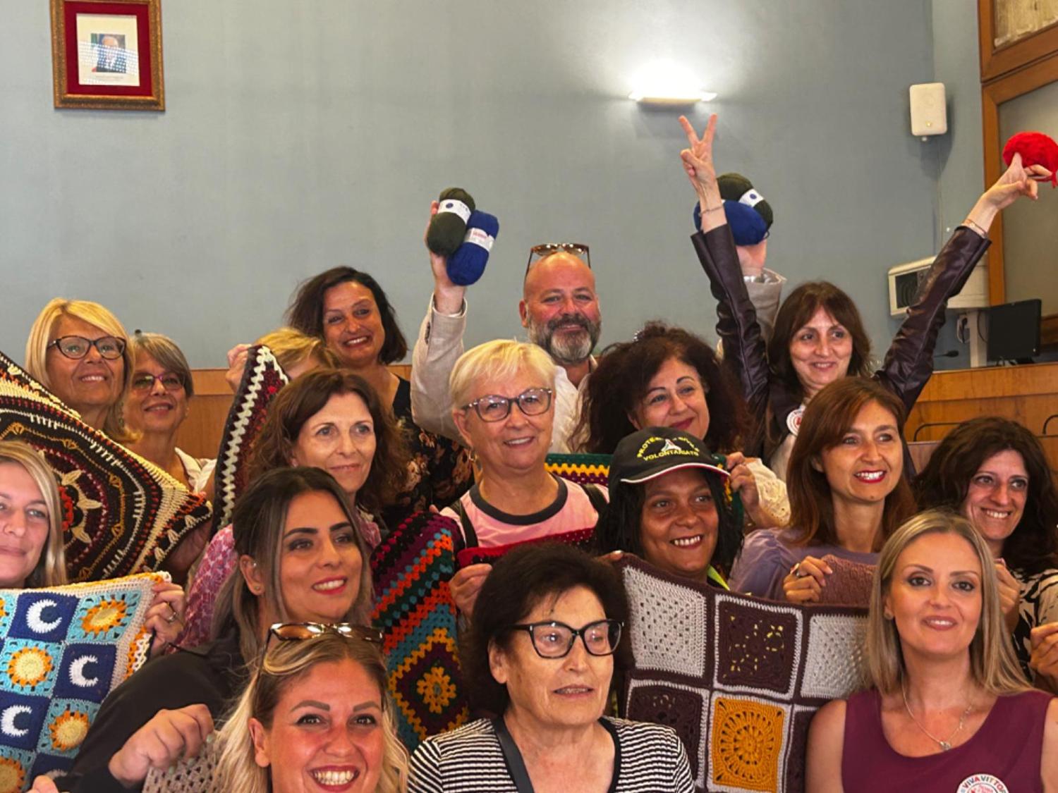 Foto di gruppo alla presentazione del progetto Viva Vittoria