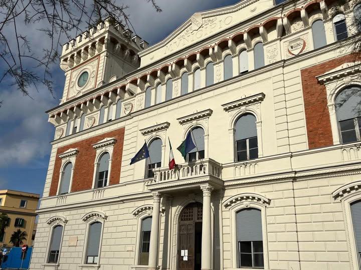 Il palazzo comunale di Nettuno 